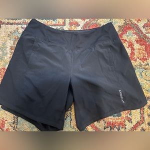 Brooks Running Short